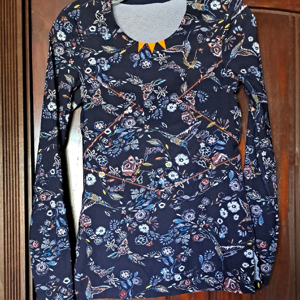 LUCAS HUGH Long Sleeve Swim Blouse Size Small